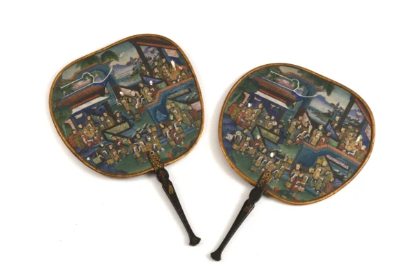Éventails asiatiques peints
